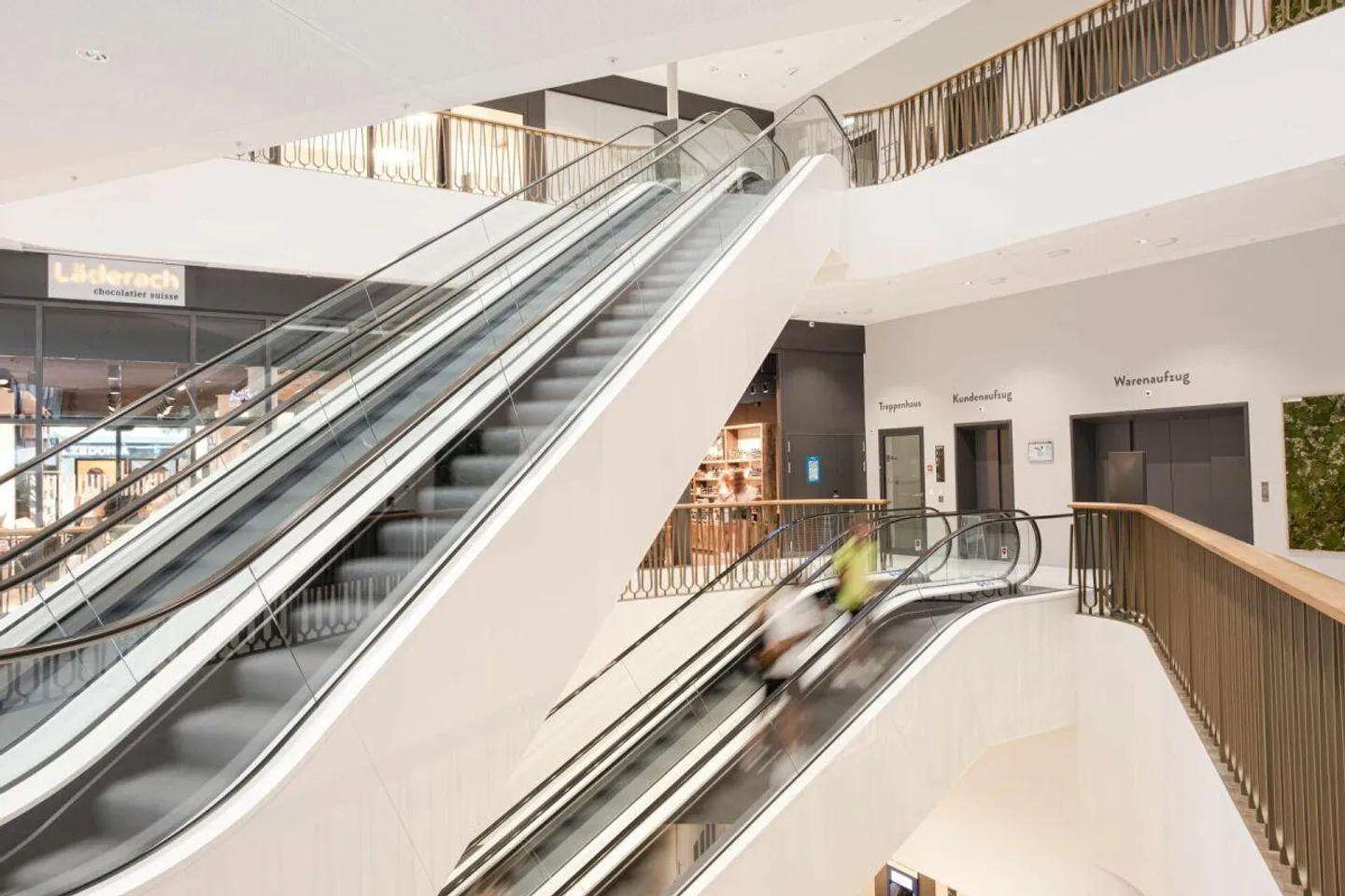 Versatile Commercial Space in Chur - Photo 2 of 5