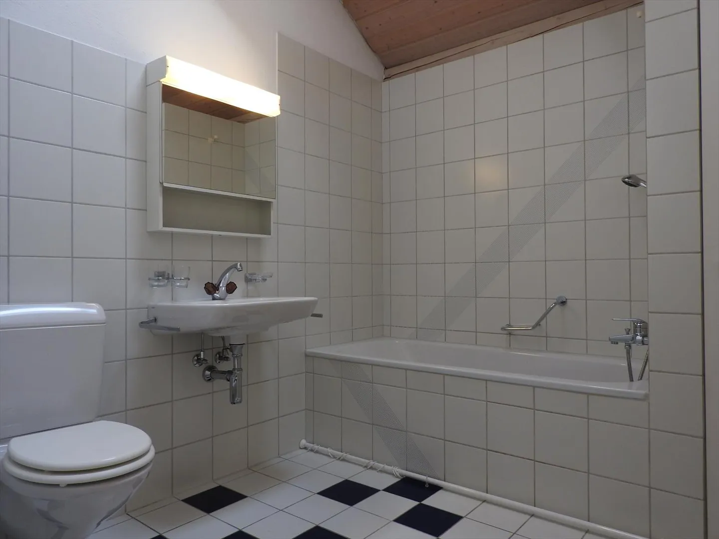 Letzte Etage 2.5 Zimmer - Foto 4 von 6