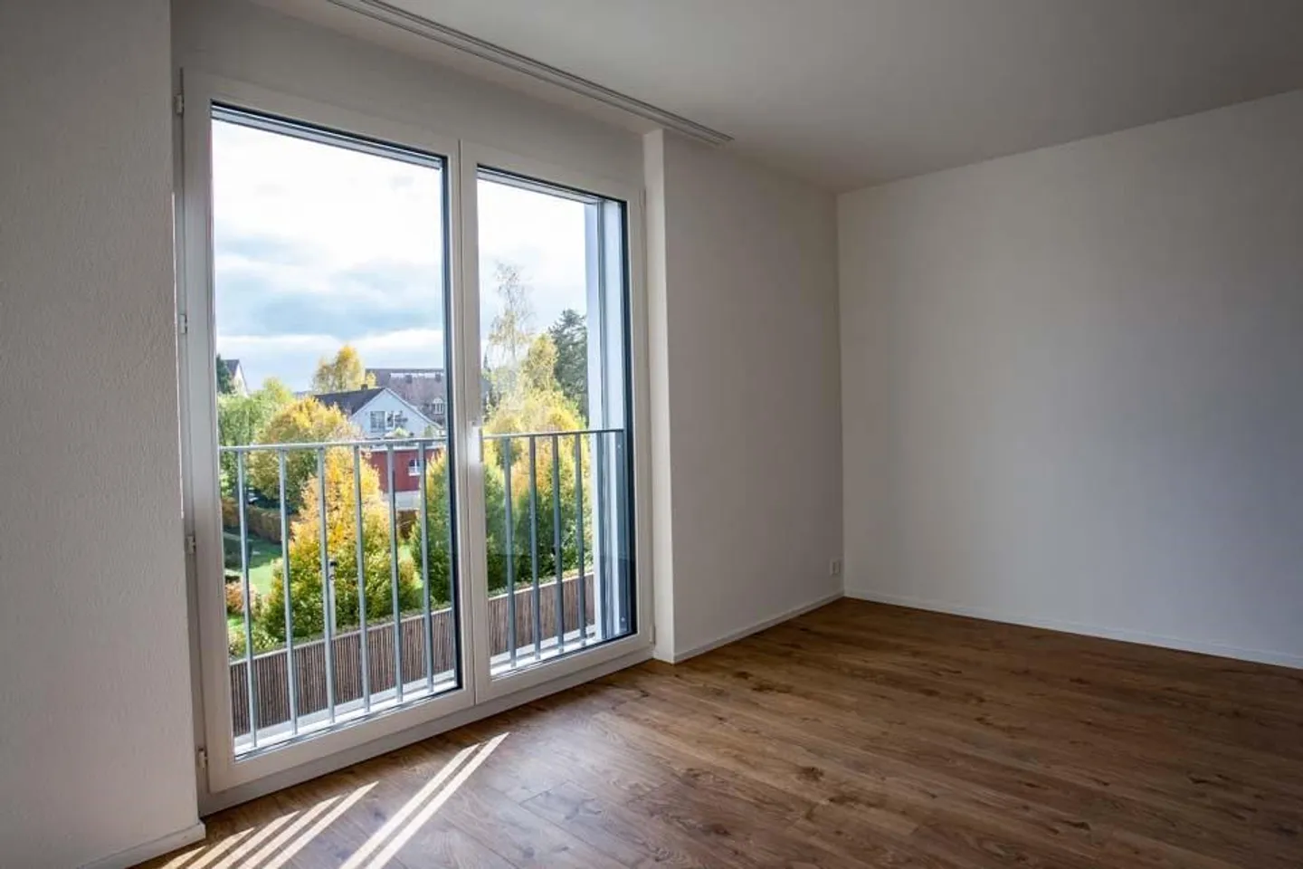 Appartement moderne de 3,5 pièces à Egg ! - Photo 3 sur 7