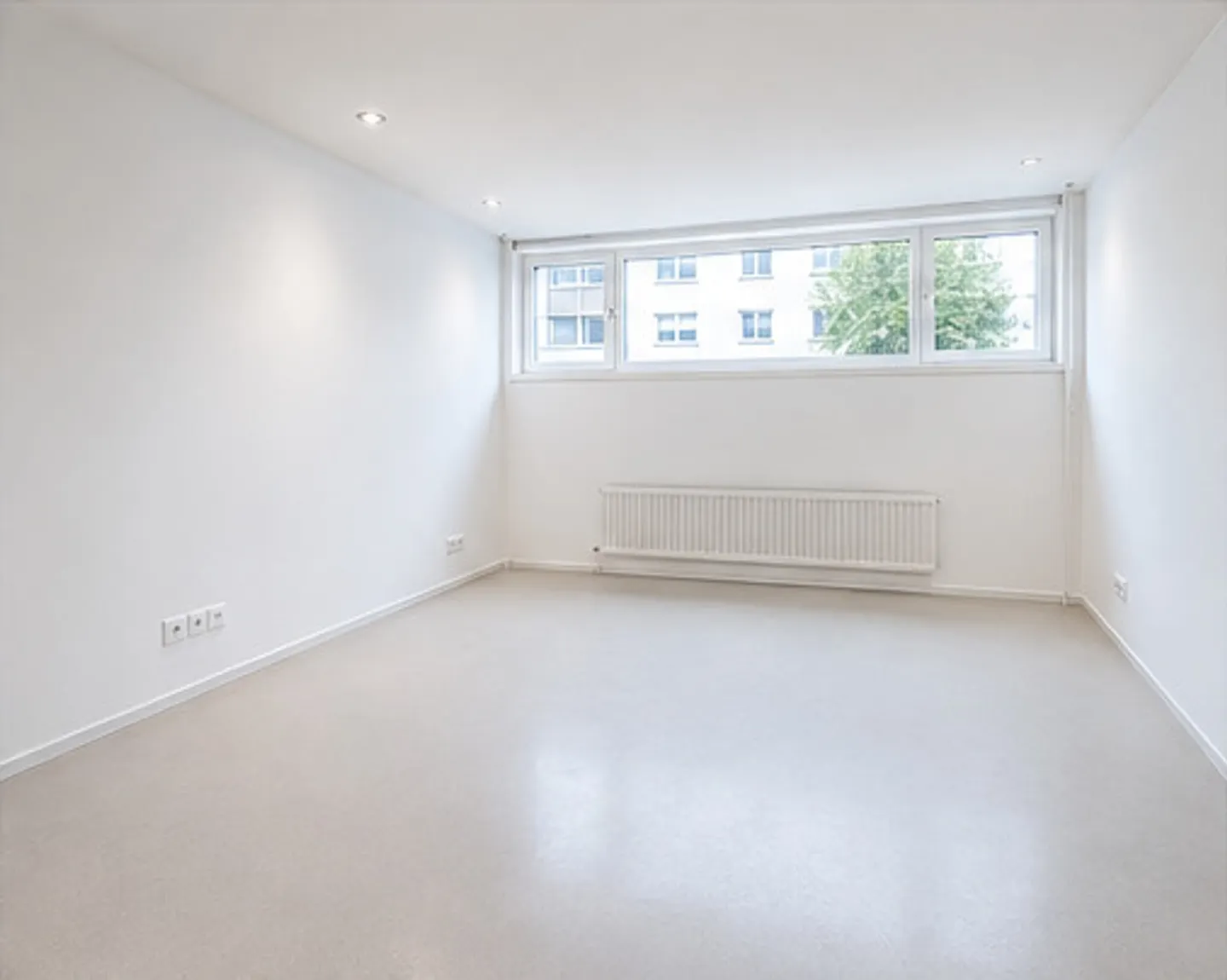 Bright Practice Space in Zurich - Photo 3 of 5
