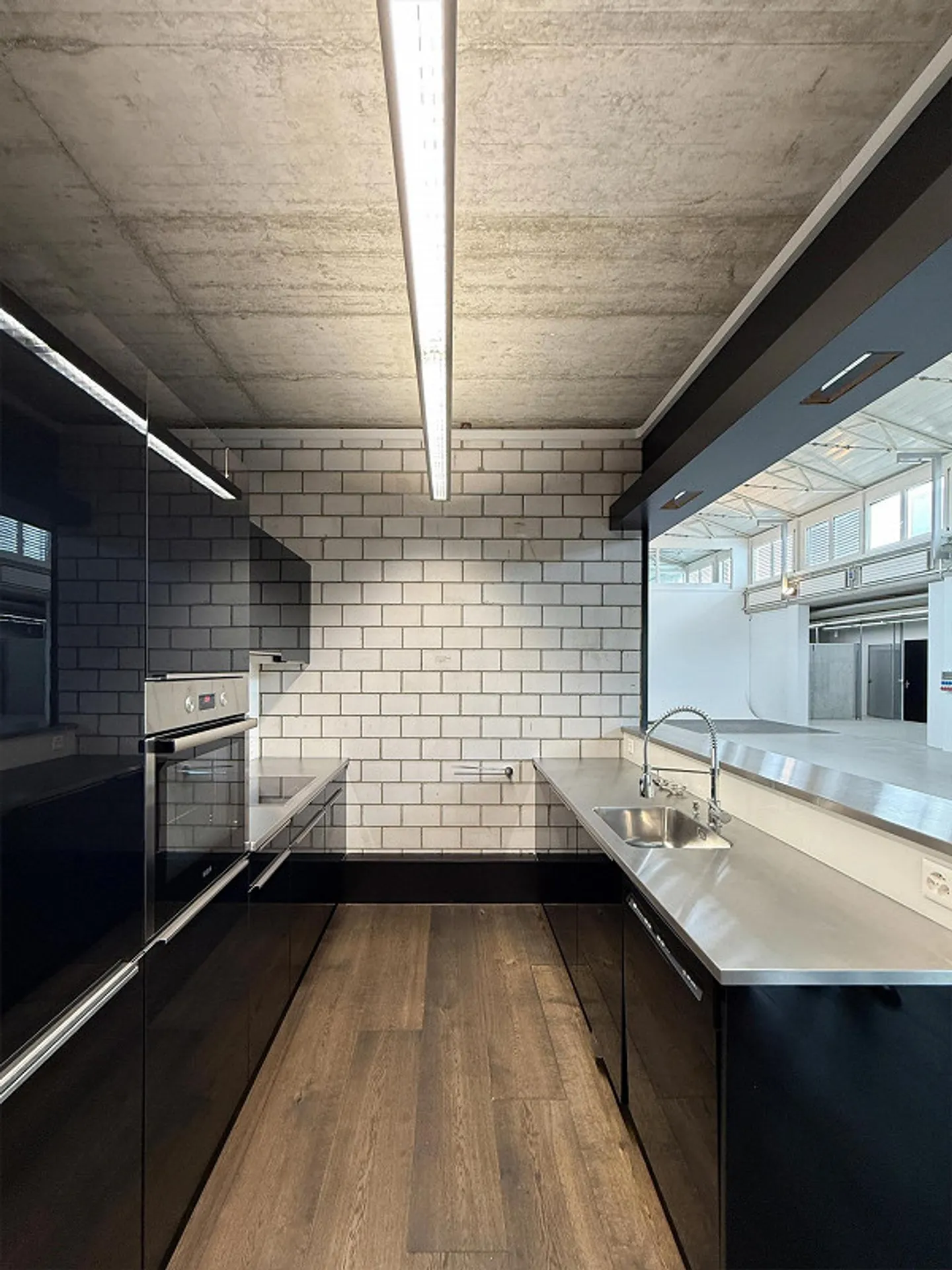 Spacious Office/Commercial Space in the West of St. Gallen - Photo 6 of 10