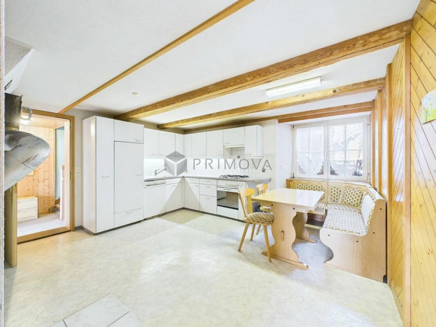 Reiheneinfamilienhaus wartet auf ein MakeOver - Renovationsprojekt ins Mollis für Kreative - Foto 1 von 12