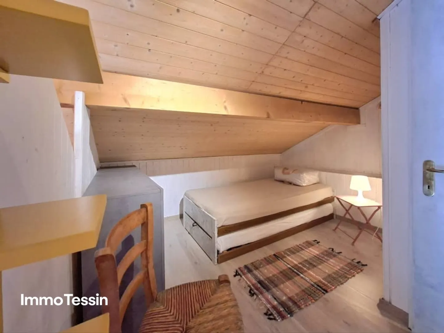 Affascinante e spaziosa casa ticinese vicino al Passo del Lukmanier con vista sulle montagne ticinesi - Foto 11 di 13