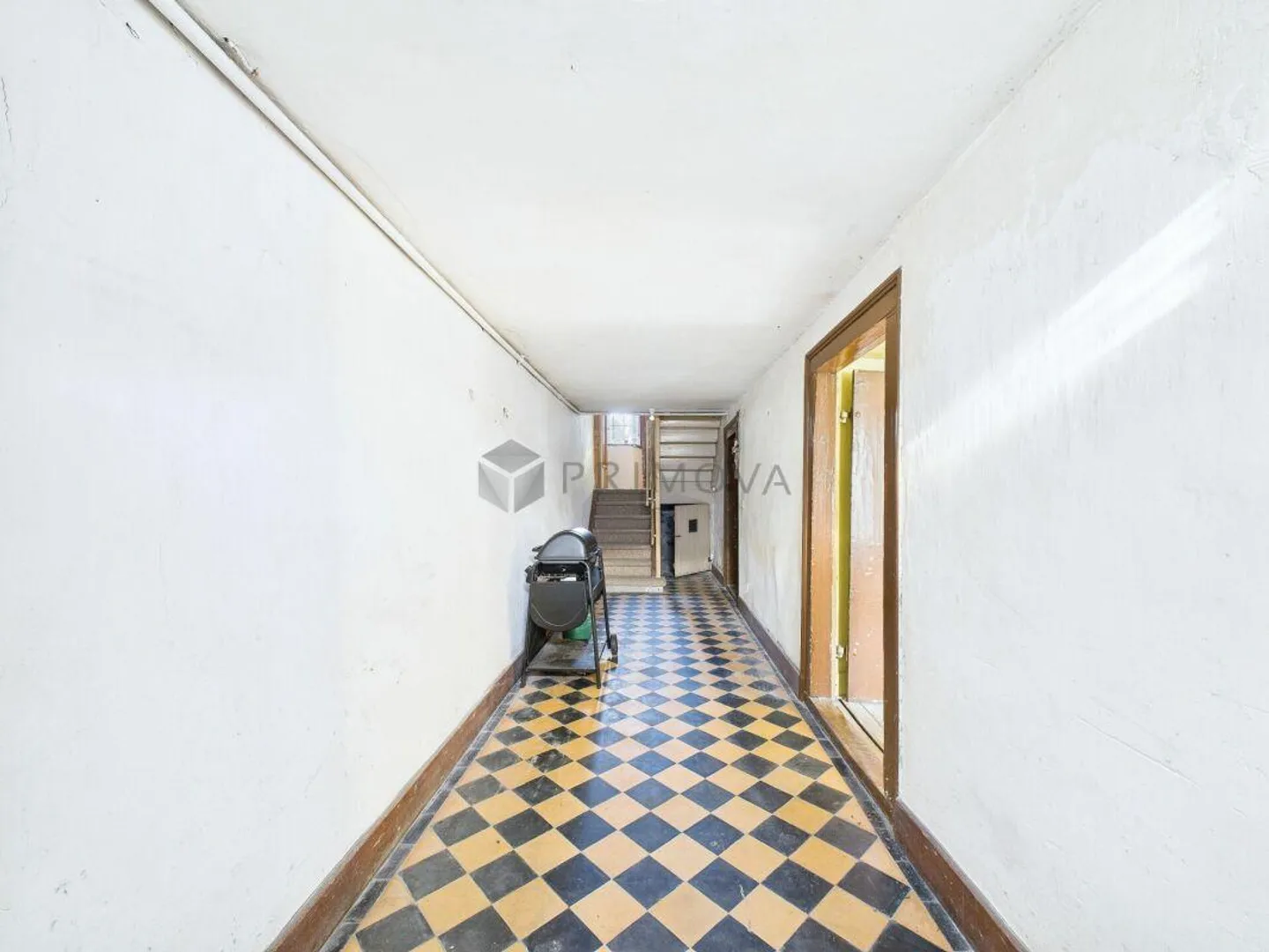 Reiheneinfamilienhaus wartet auf ein MakeOver - Renovationsprojekt ins Mollis für Kreative - Foto 12 von 12