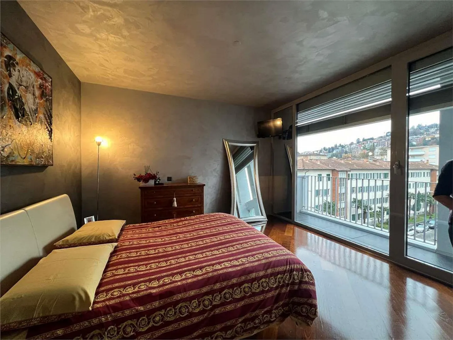 2556_Lugano, moderno attico 5.5 locali - Foto 7 di 12