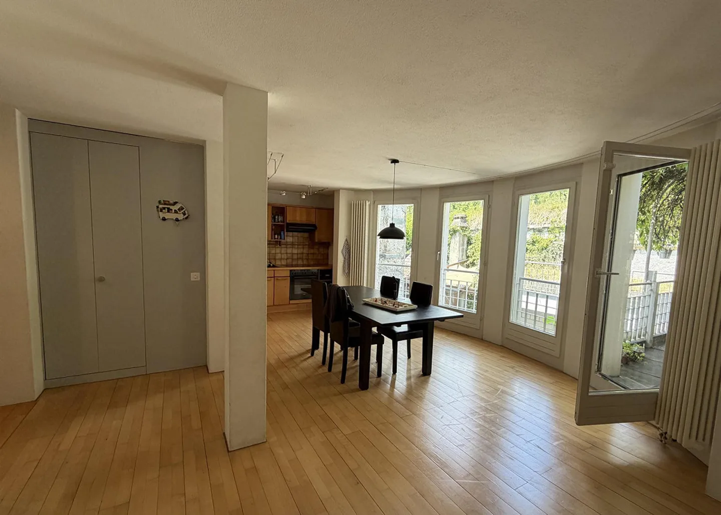 Stilvolle Wohnung mit Munotblick - Foto 7 von 11