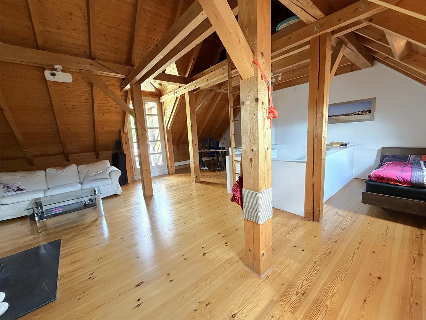 Stilvolle Wohnung mit Munotblick - Foto 3 von 11