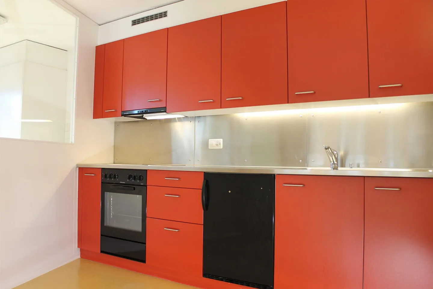 105 m² mit Potenzial – heute Praxis / Büro, morgen Ihr Zuhause - Foto 4 von 10