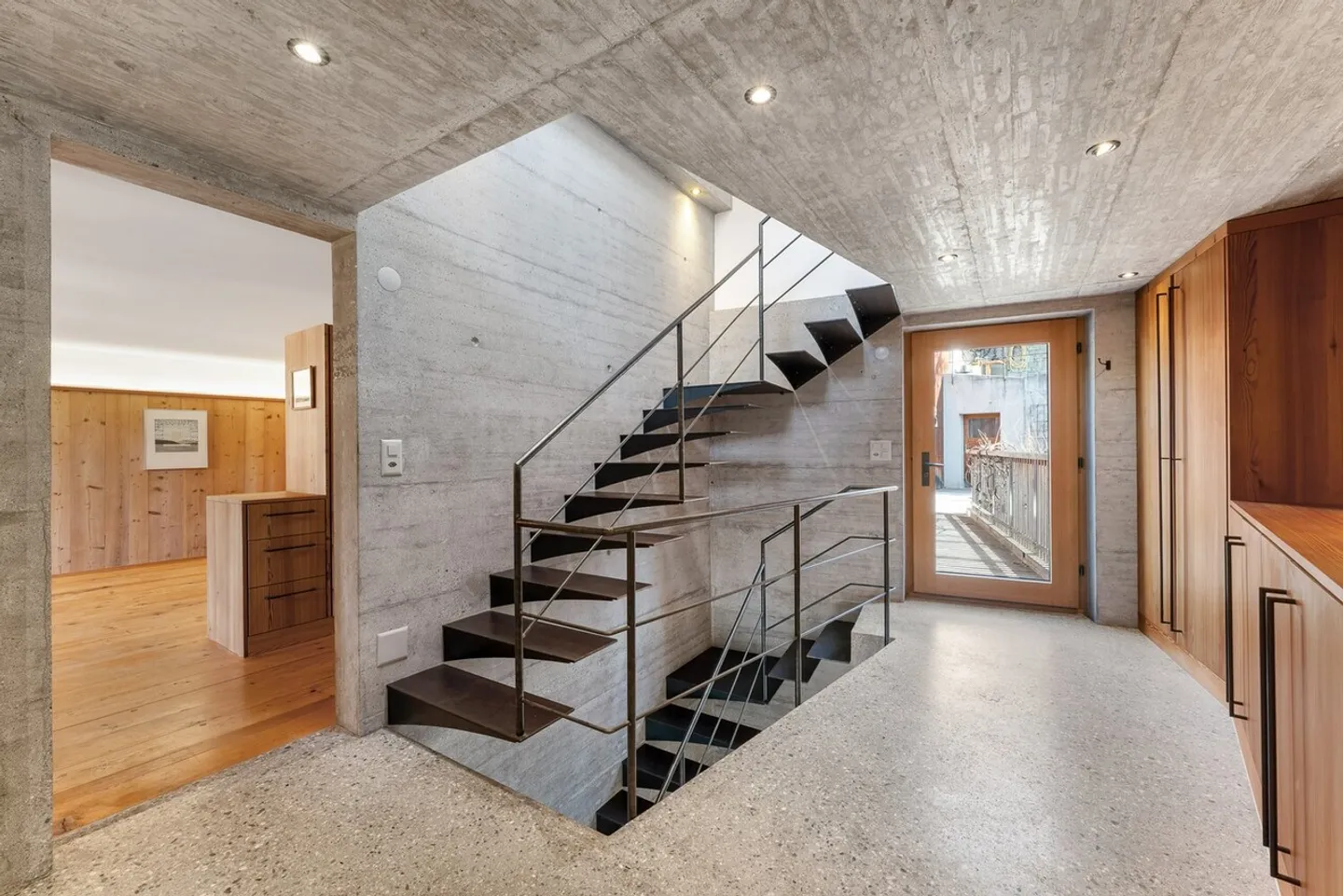 Wohnen zwischen Tradition und moderner Architektur - Photo 4 of 13