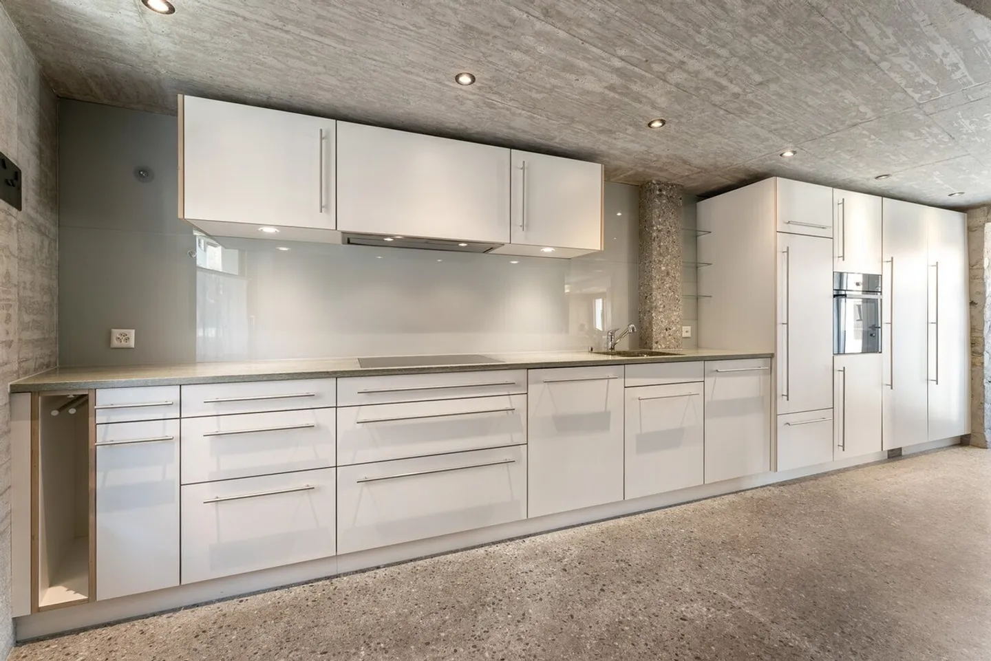 Wohnen zwischen Tradition und moderner Architektur - Photo 8 of 13