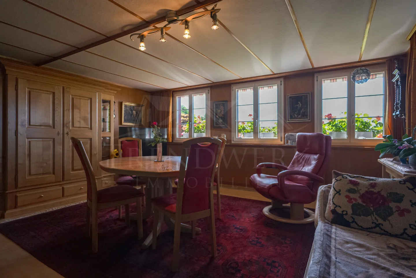 Living in the countryside: 5-room half house with a view of the Alps - Photo 3 of 10
