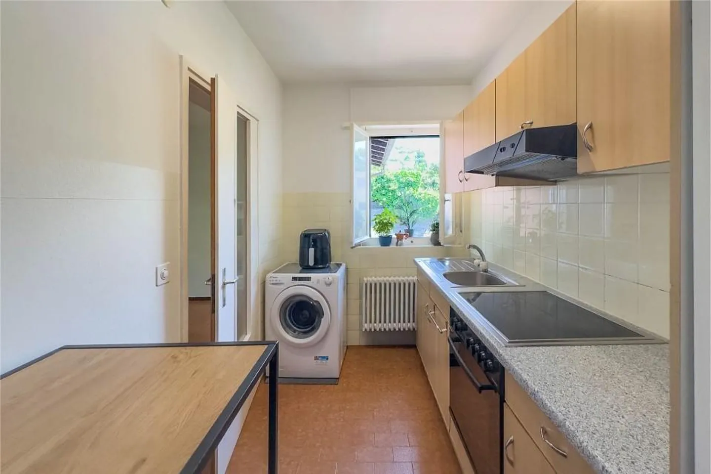 Charming two-family house and versatile use - Photo 9 of 13