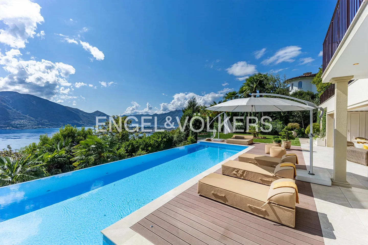 Nuova villa con privacy, vista lago e puro lusso - Foto 21 di 25