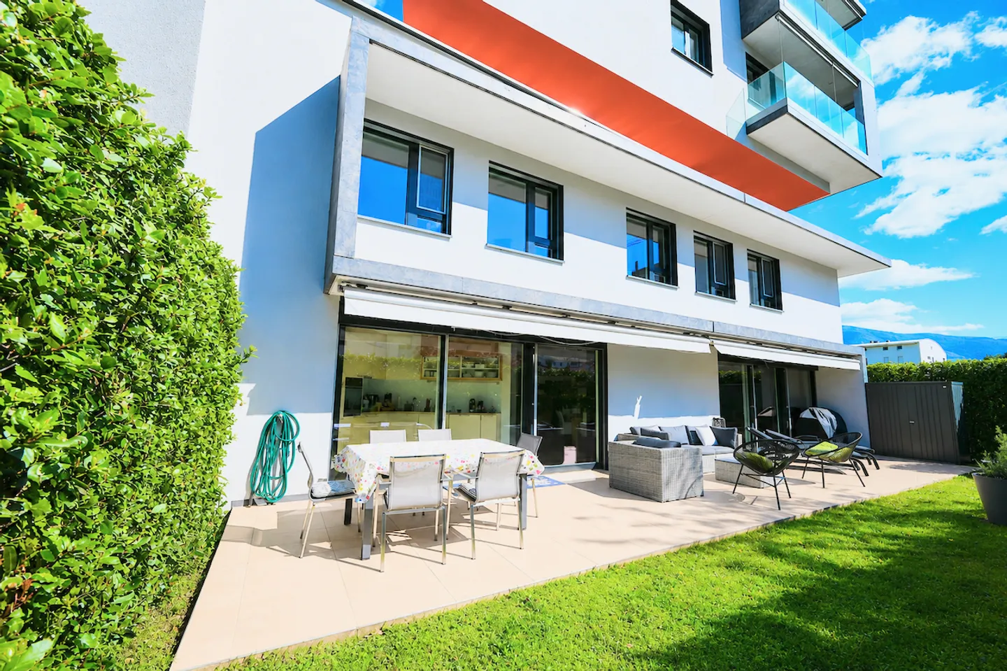 Luxus Duplex-Wohnung mit Garten - Foto 2 von 16