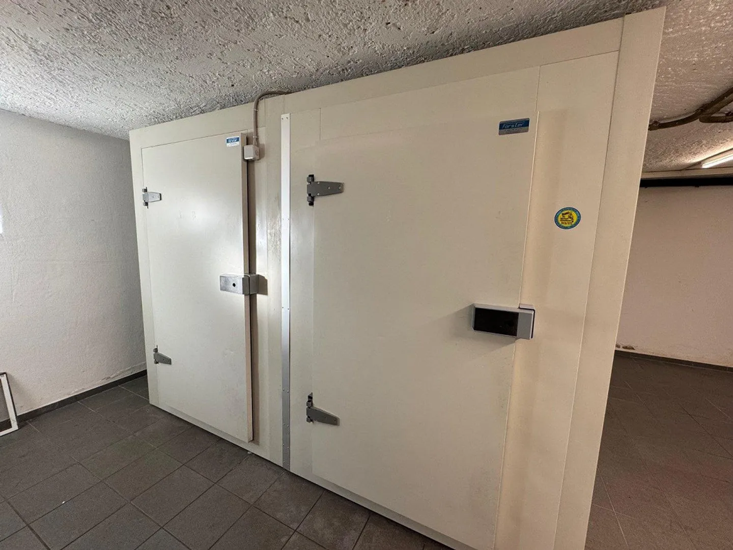 Restaurant with garden terrace for rent - centrally located in Pratteln - Photo 6 of 11