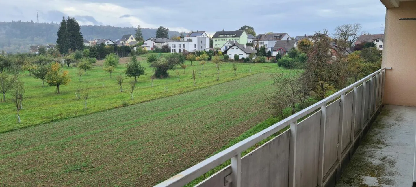 Appartement ancien familial avec balcon dans un emplacement calme - Photo 10 sur 11