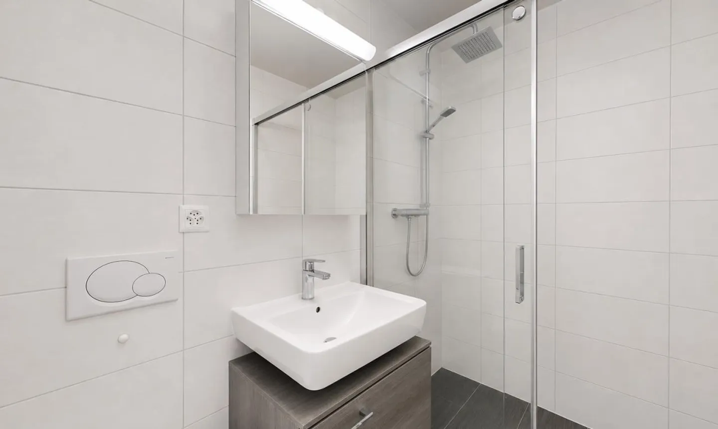 Appartement moderne avec piscine - Photo 9 sur 13