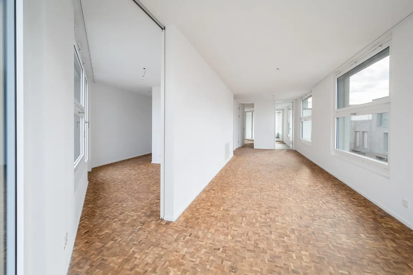 3 Room Apartment - Photo 2 of 5