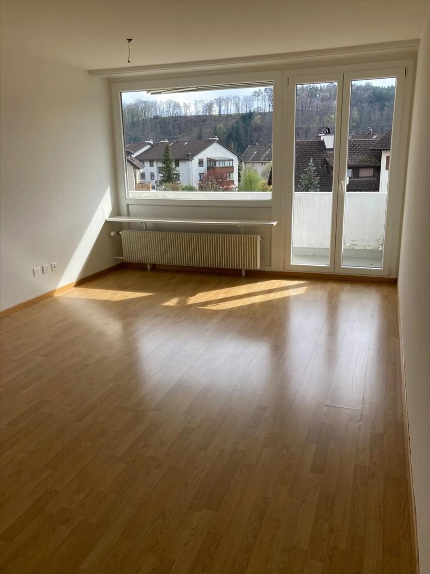 Beautiful apartment in a quiet location - Photo 2 of 8