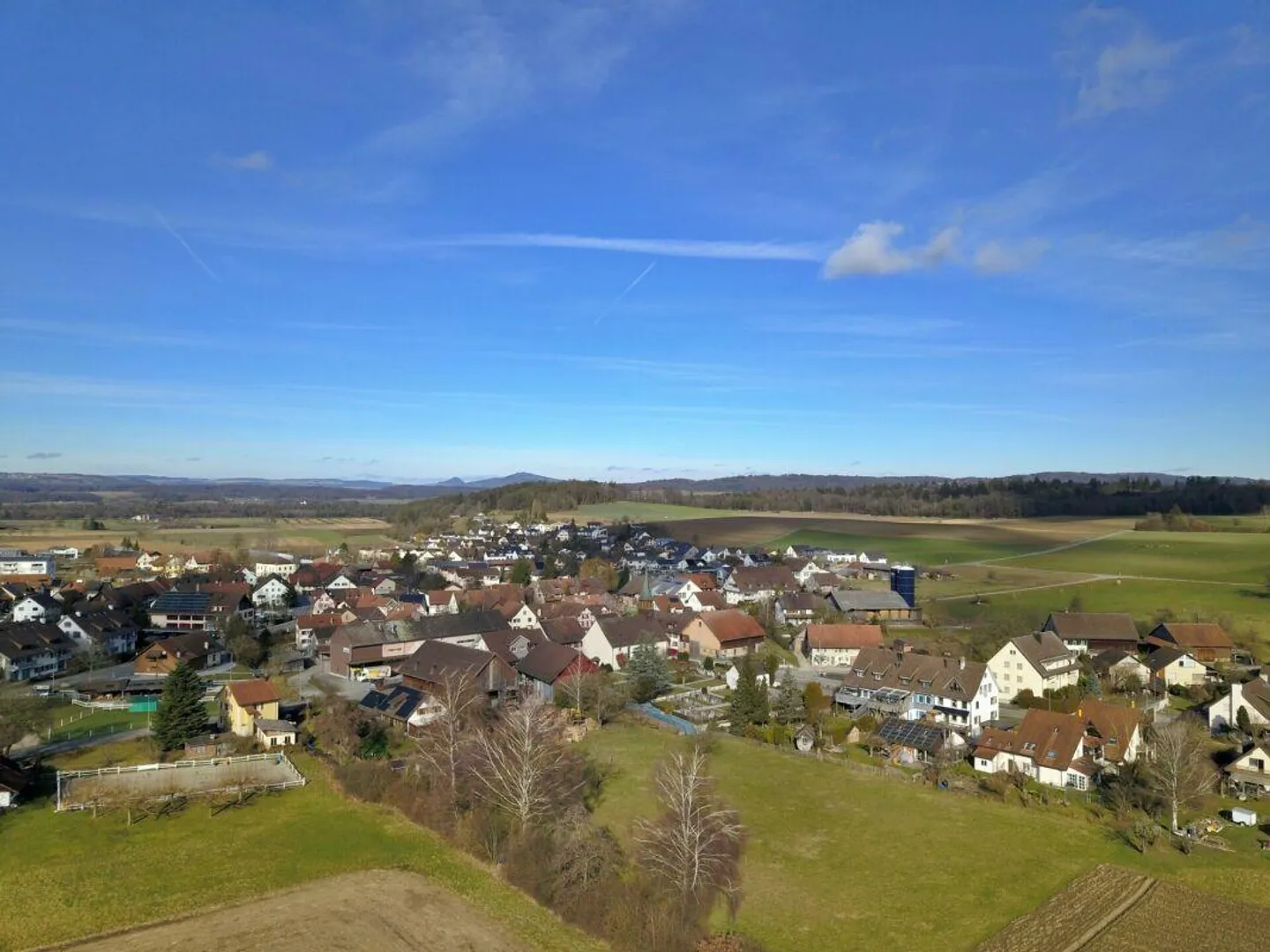 Maison individuelle de 5,5 pièces adaptée aux familles avec jardin douillet - Photo 14 sur 14