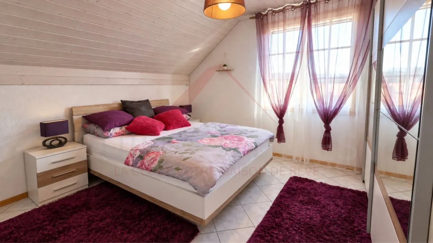 Villa ristrutturata con piscina - Foto 17 di 22