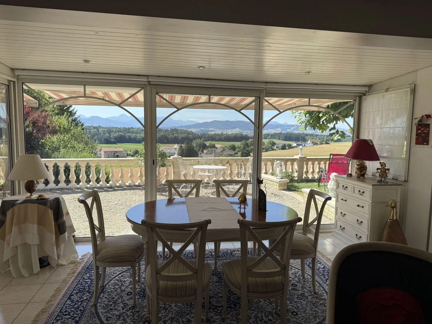 Außergewöhnliche individuelle Villa mit Panoramablick, Pool an einem idyllischen Ort - Foto 12 von 16