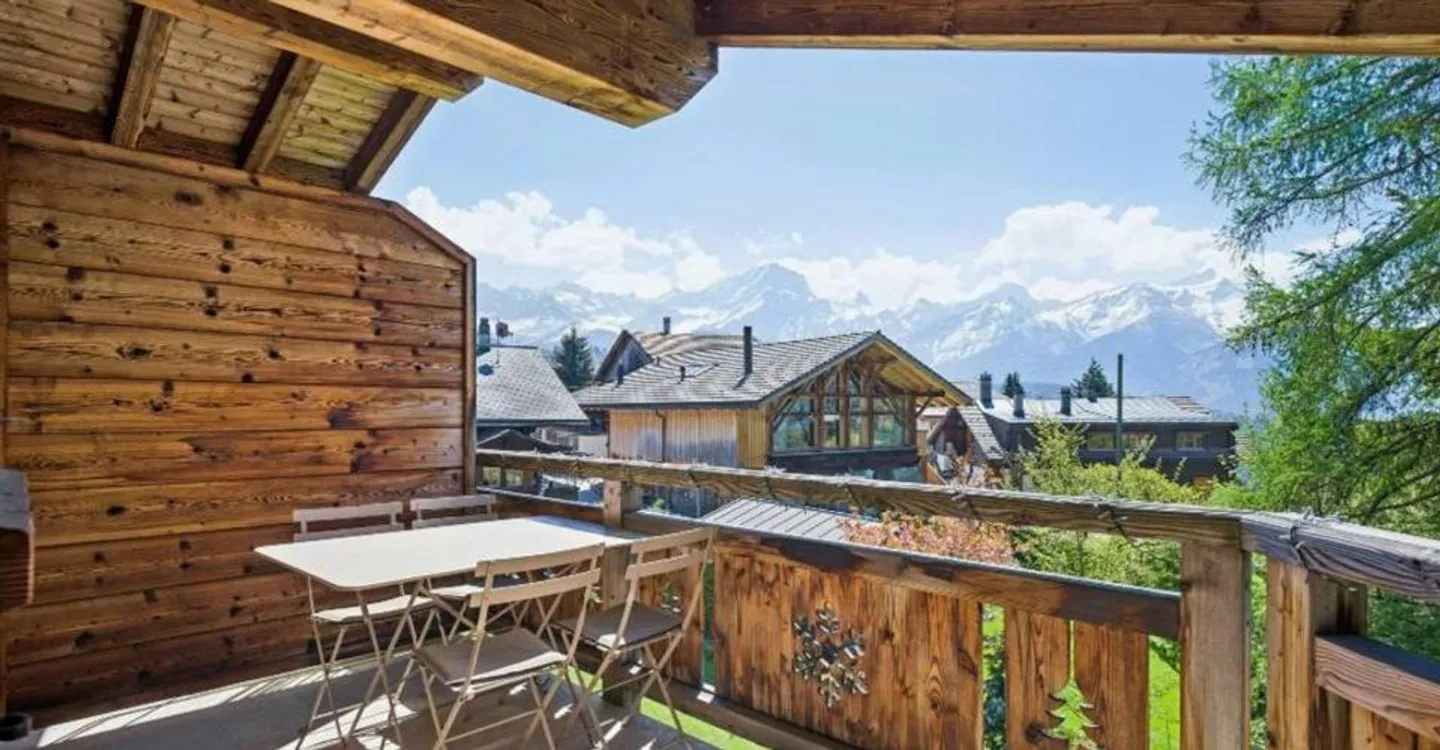 Stunning 4-room duplex in the center of Chesières - Photo 11 of 12