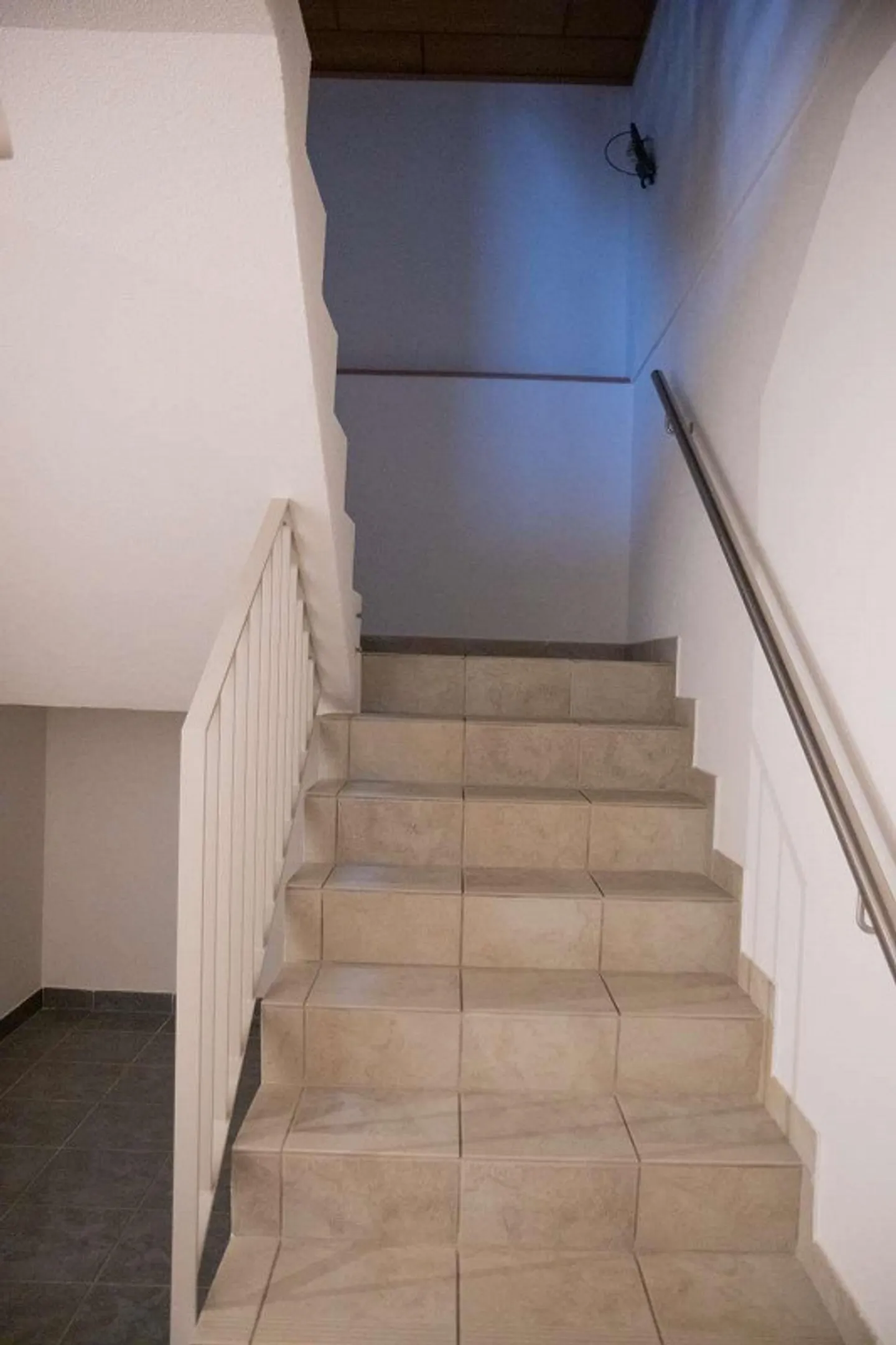 Grosszügiges 8.5-Zimmer-Einfamilienhaus mit Einliegerwohnung im Erd... - Foto 7 von 25