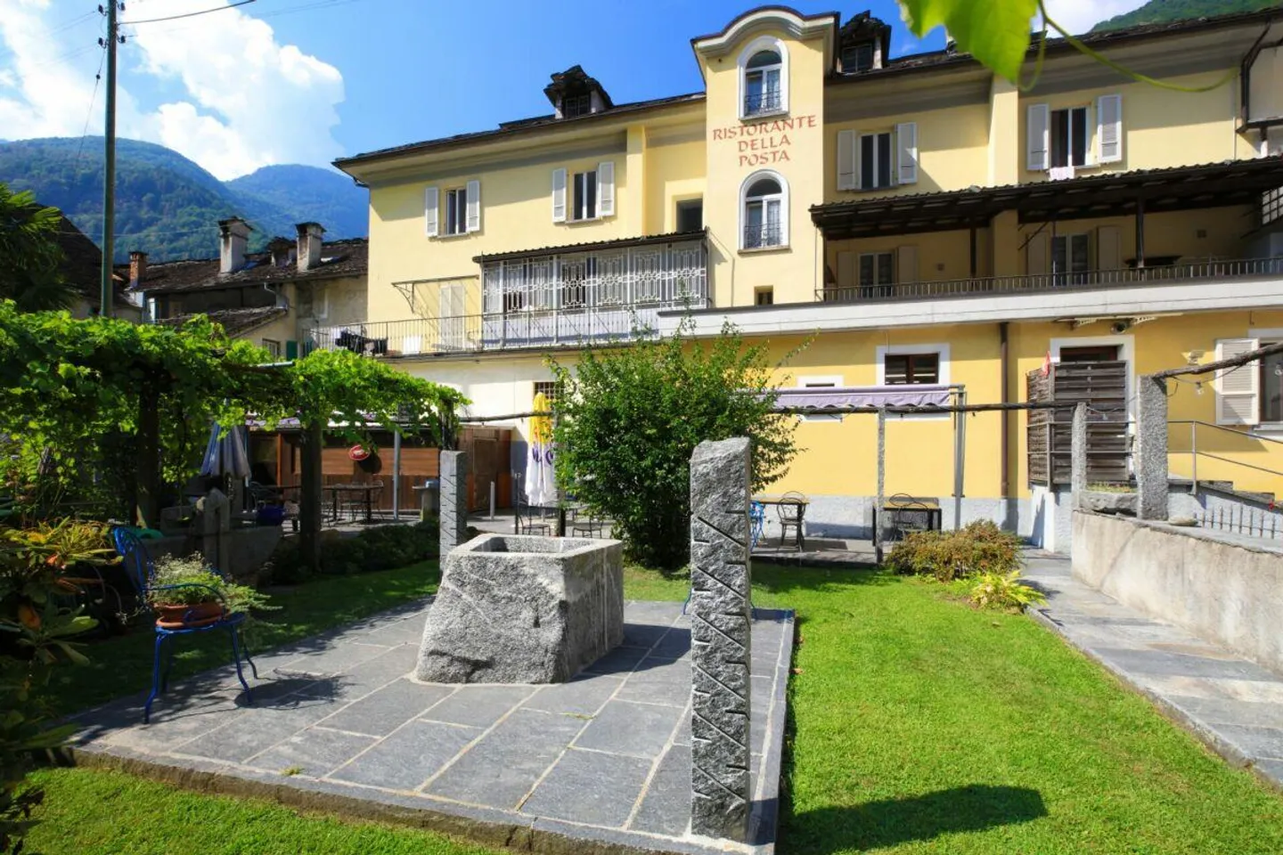 CEVIO - Vecchio Hotel - Ristorante Posta - Foto 1 di 22