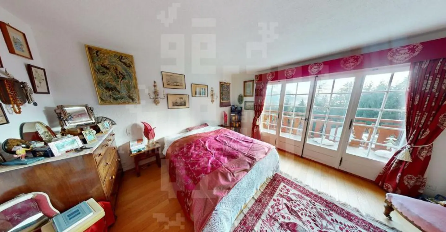 Spacious Apartment Near Ski Slopes - Photo 6 of 13