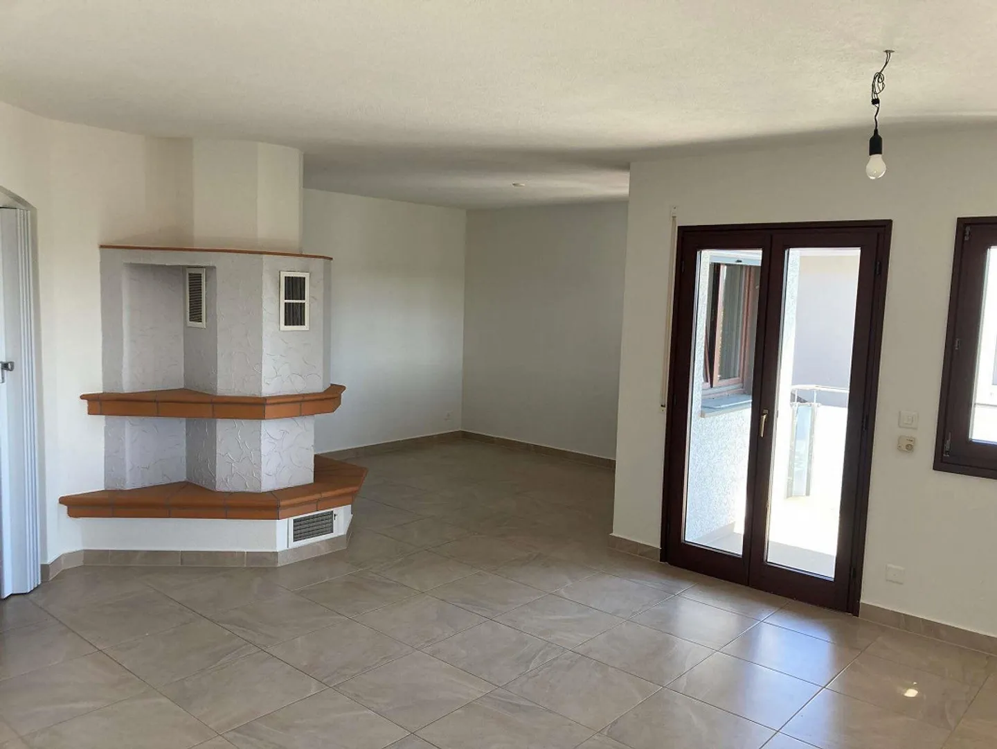 Grosszügiges 8.5-Zimmer-Einfamilienhaus mit Einliegerwohnung im Erd... - Foto 11 von 25