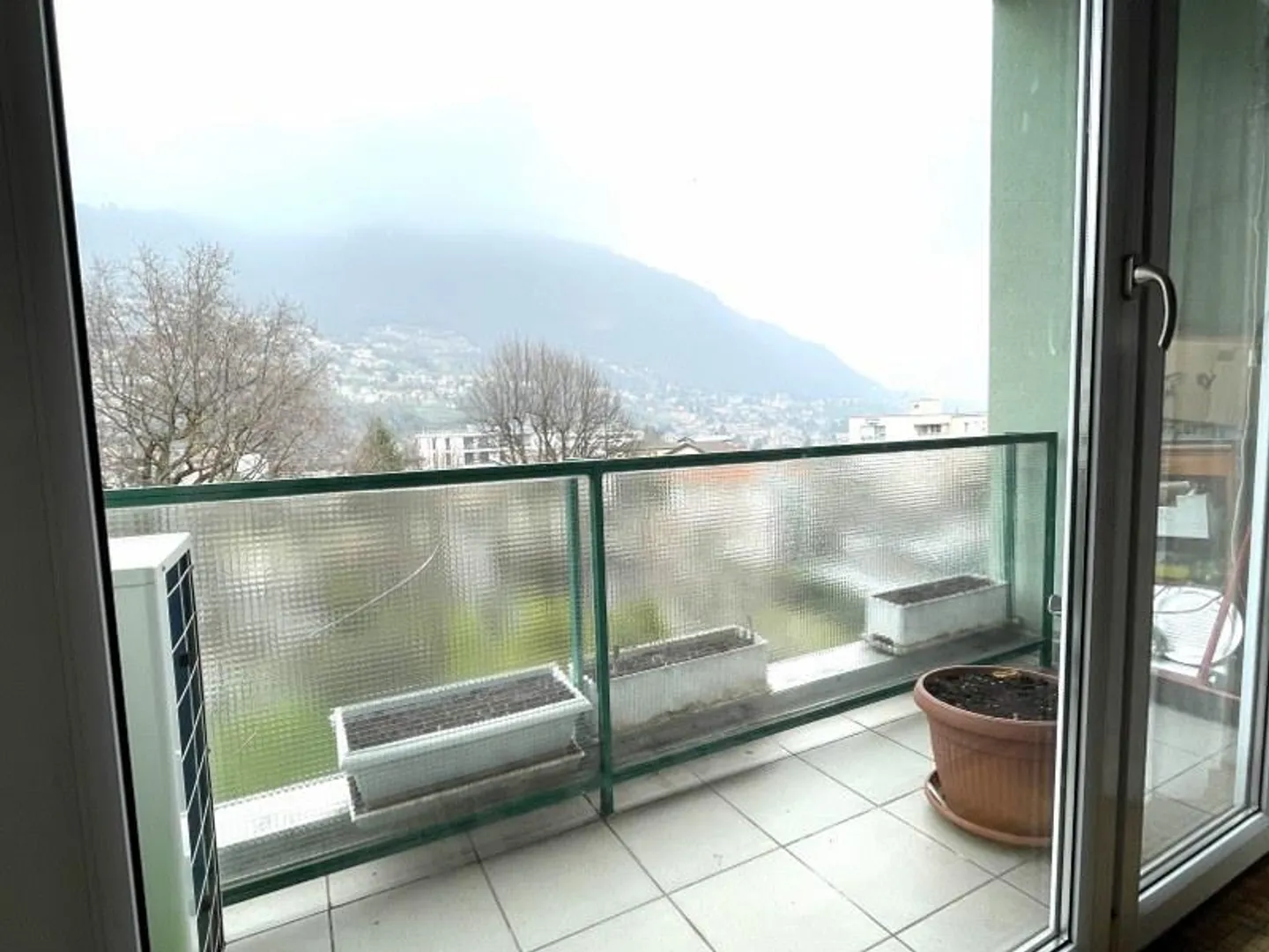 Helles Duplex mit Balkonen - Foto 5 von 13