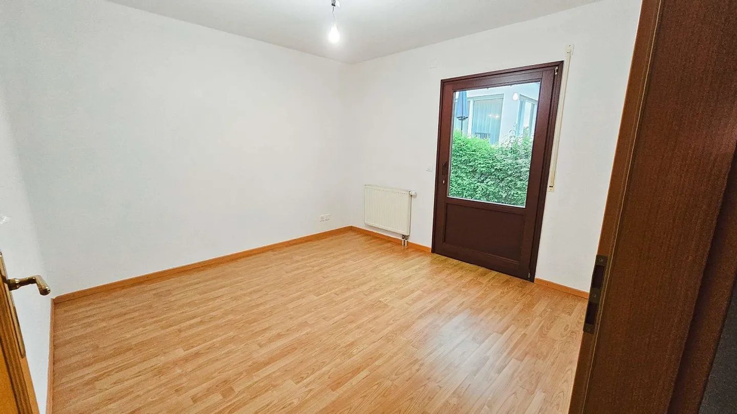 Grosszügiges 8.5-Zimmer-Einfamilienhaus mit Einliegerwohnung im Erd... - Foto 13 von 25