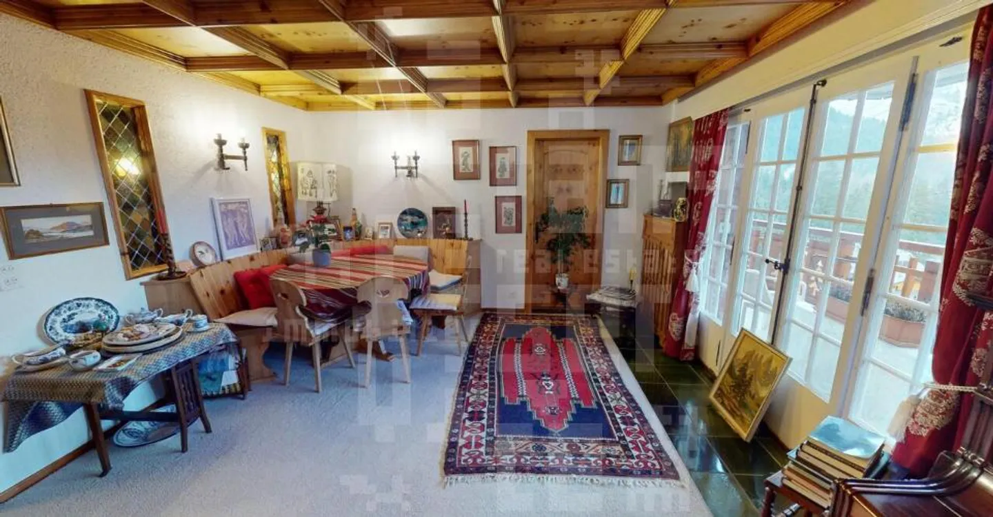 Spacious Apartment Near Ski Slopes - Photo 4 of 13