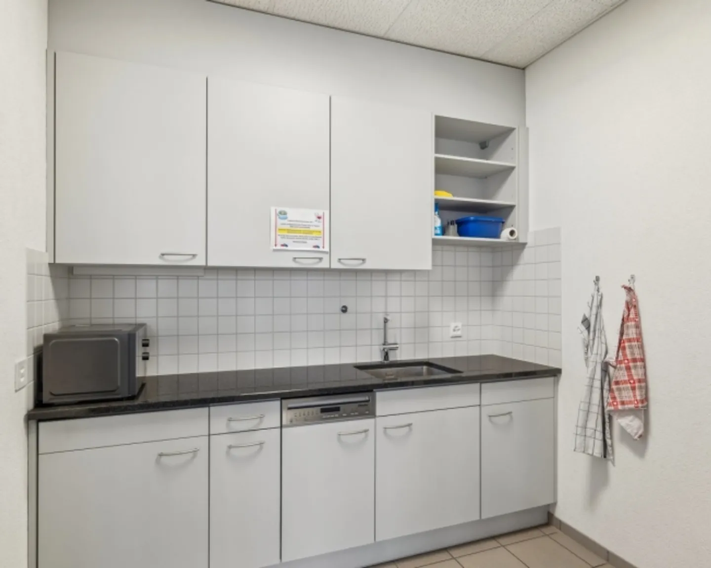 Space for Office or Training Room - Photo 2 of 9