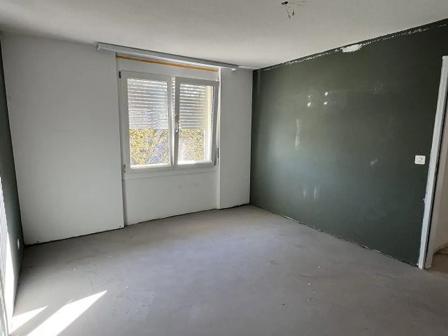 Appartement charmant et fraîchement rénové de 4,5 pièces - Photo 4 sur 10