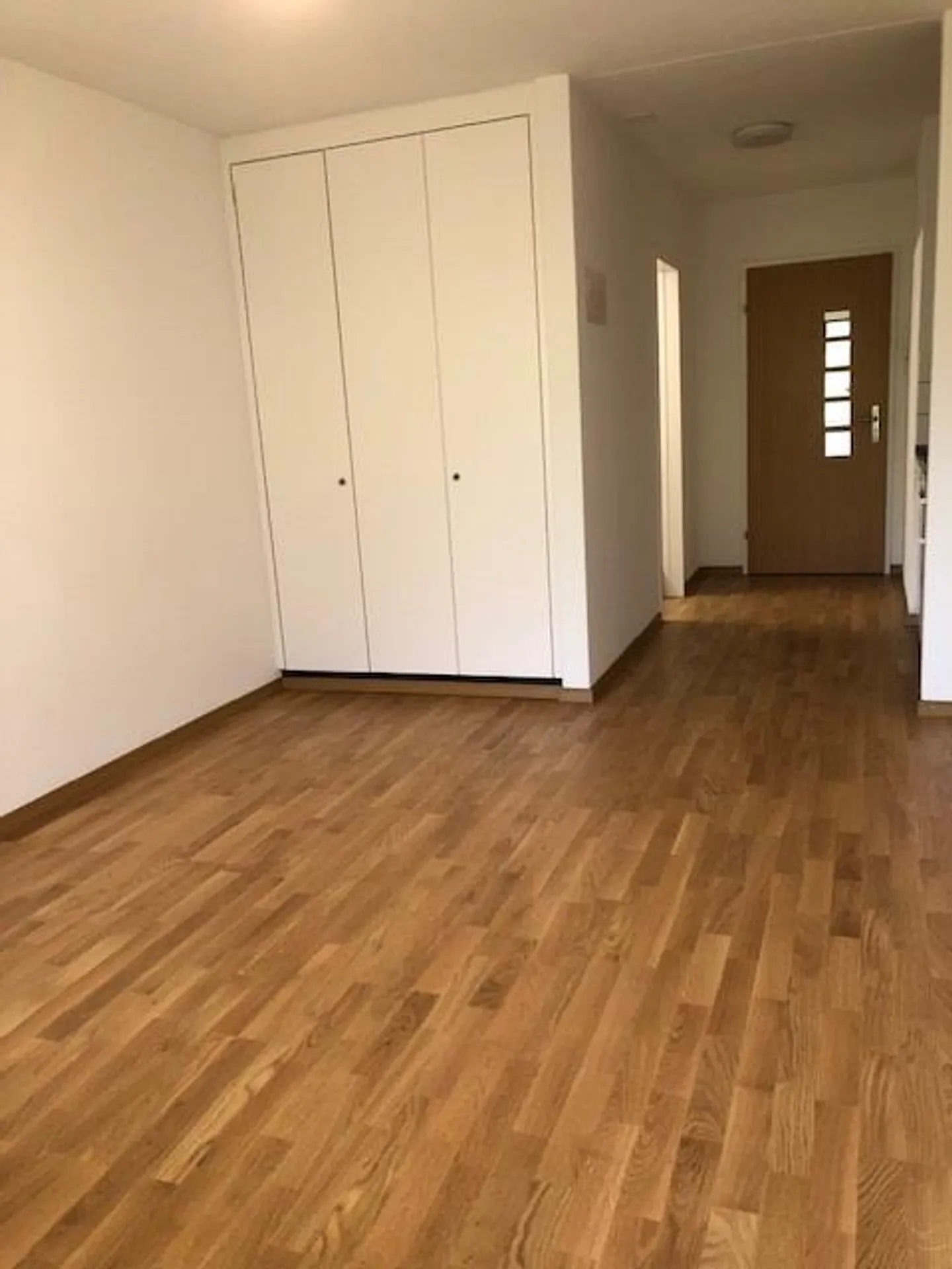 Appartement 1 pièce 4ème étage 6 - Photo 3 sur 8