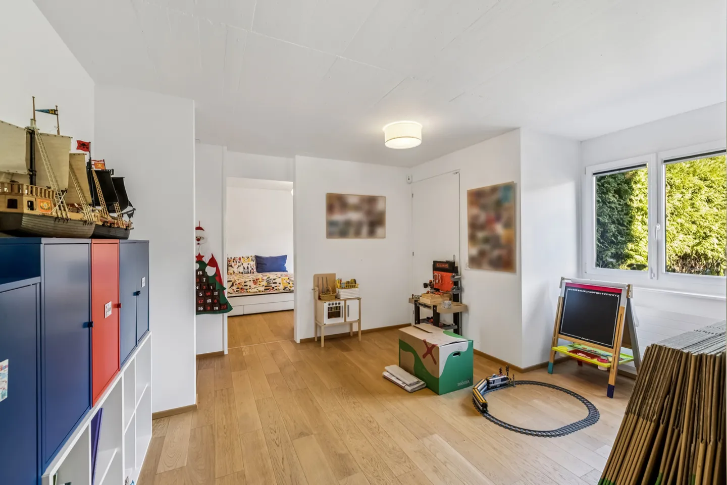 Geräumige Einzelvilla mit Pool - Foto 6 von 20