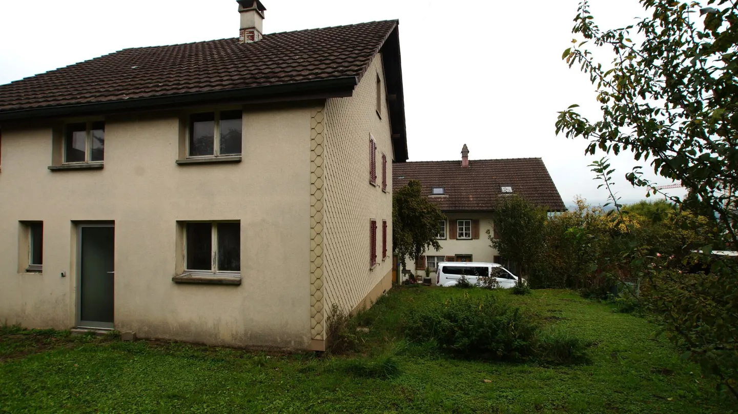 Proprietà antica da ristrutturare con riserva di terreno edificabile - Foto 13 di 20