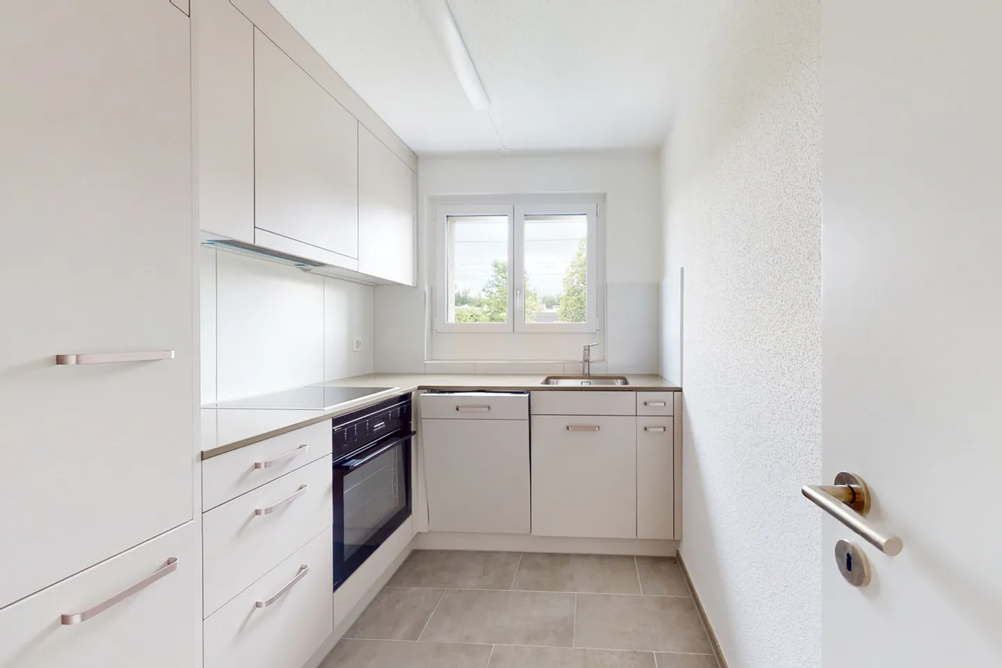 Appartamento attraente in una posizione comoda - Foto 2 di 7