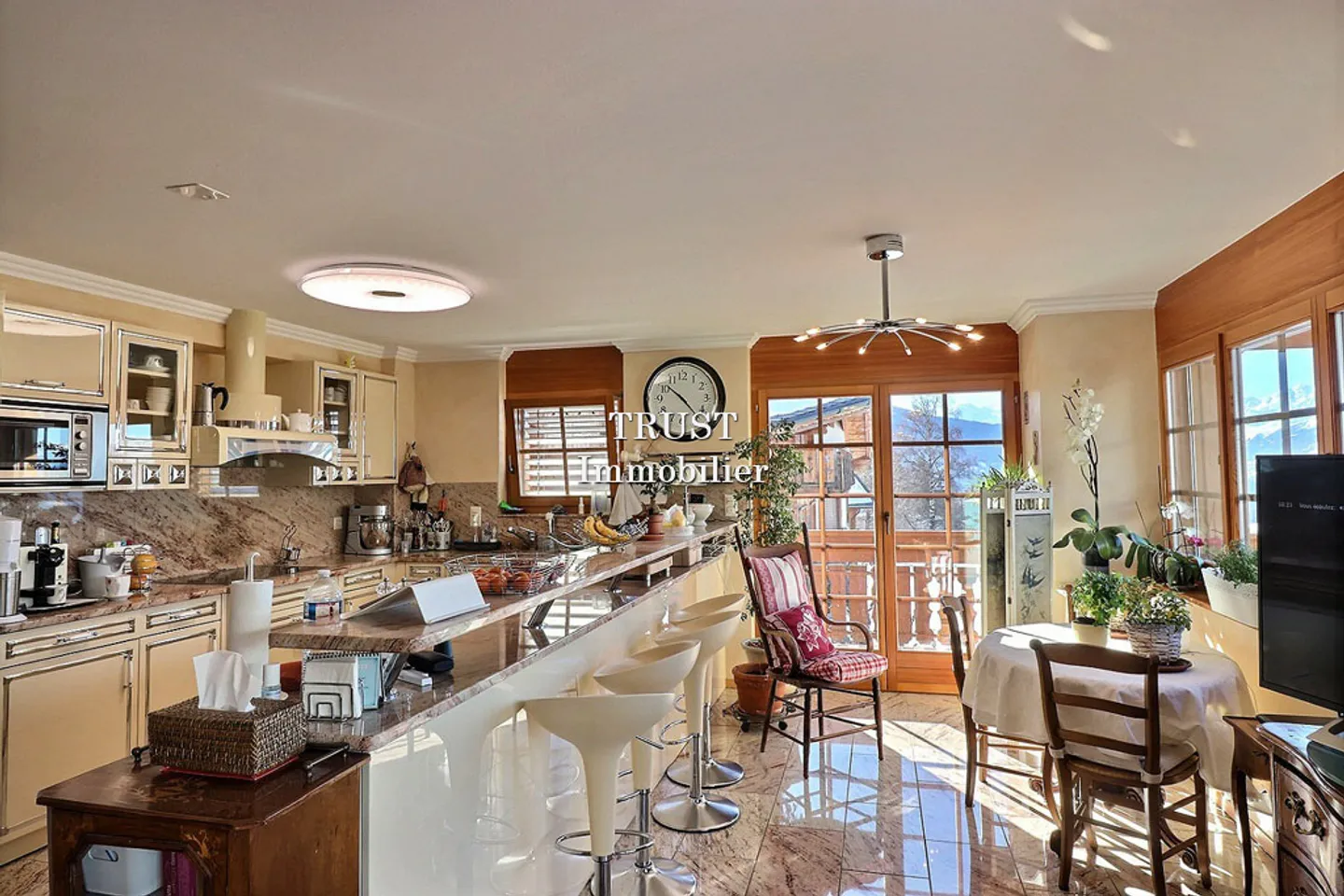 5009. Splendid apartment - Photo 8 of 16