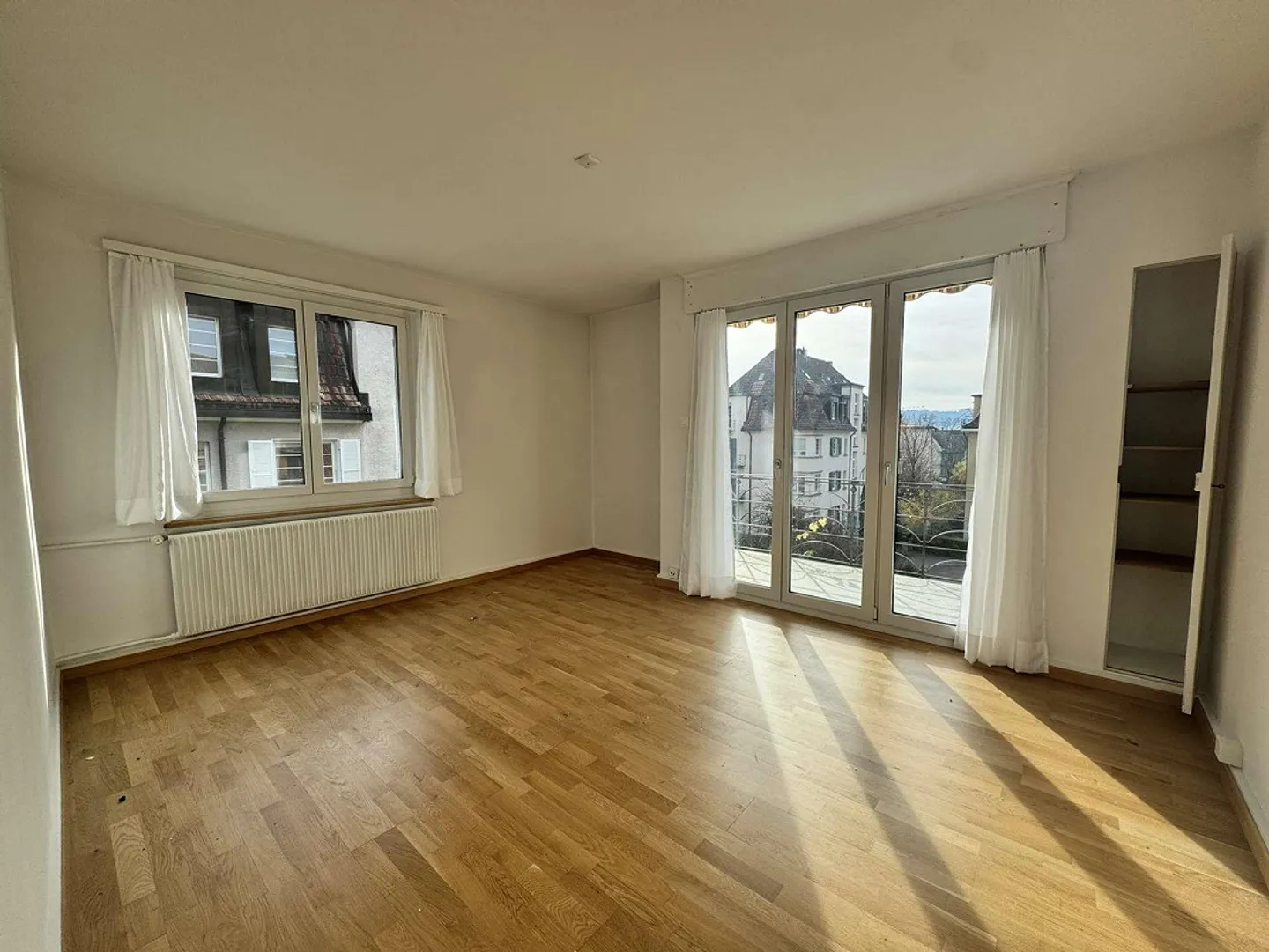 Charmante 4-Zimmerwohnung in Zürich-Hottingen – 3 Gehminuten vom Kl... - Foto 3 von 12