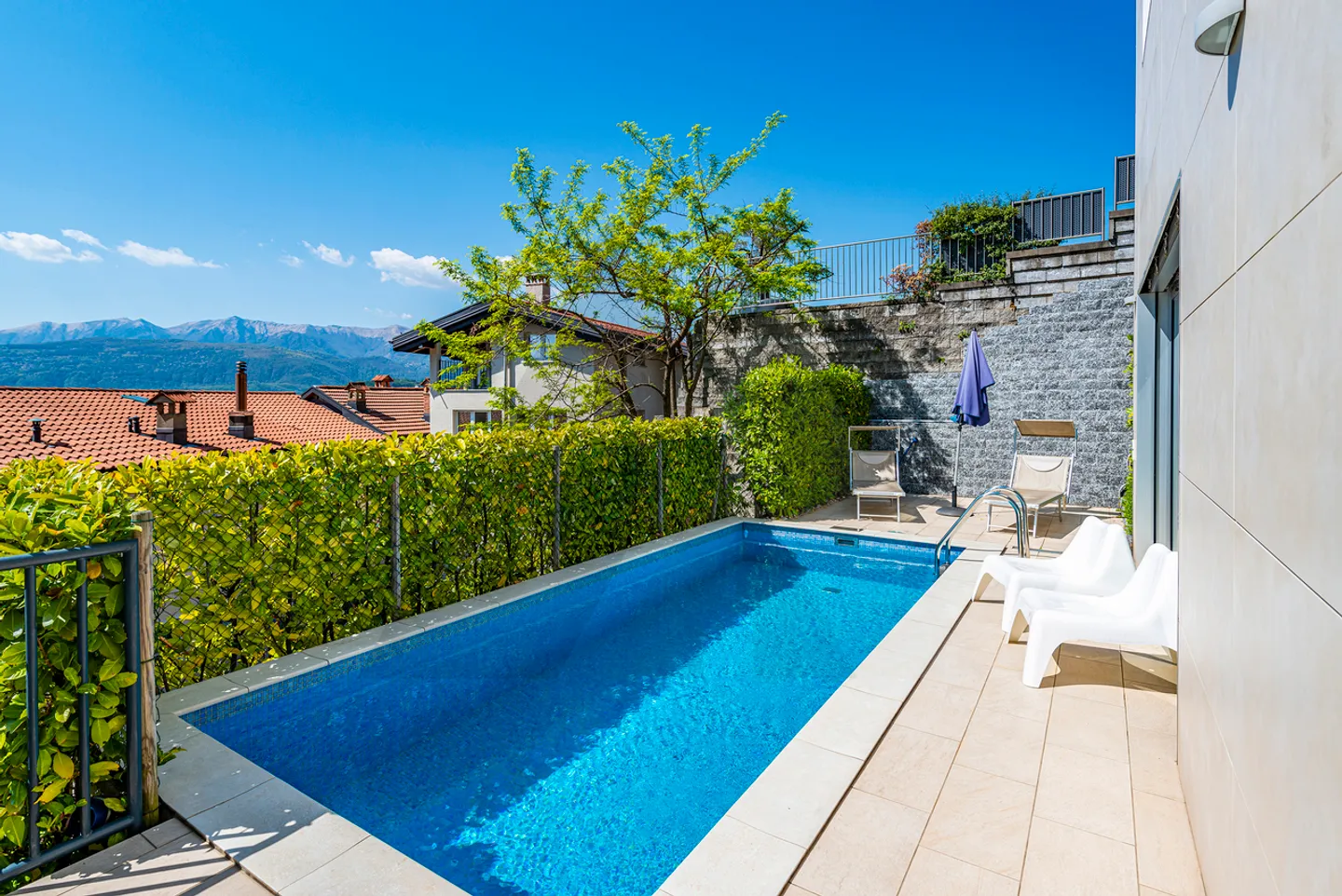 MODERNA VILLA IN POSIZIONE DOMINANTE A LUGANO - Foto 6 di 13