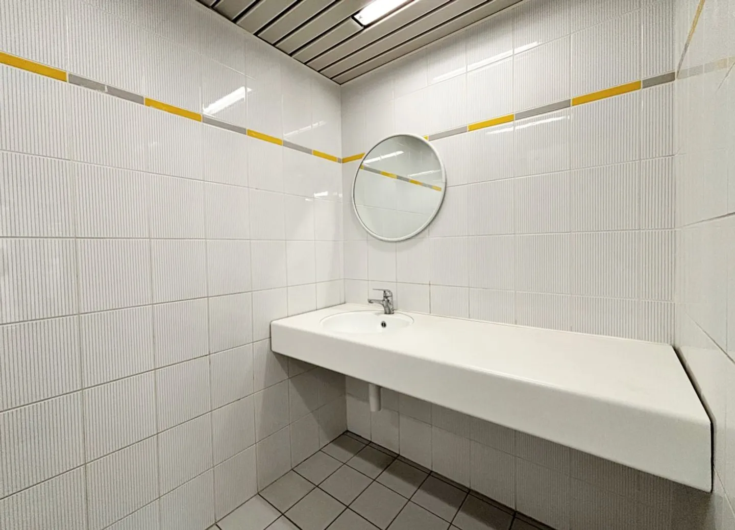 Prachtfläche für Büros im Zentrum von Nyon - Photo 8 of 12