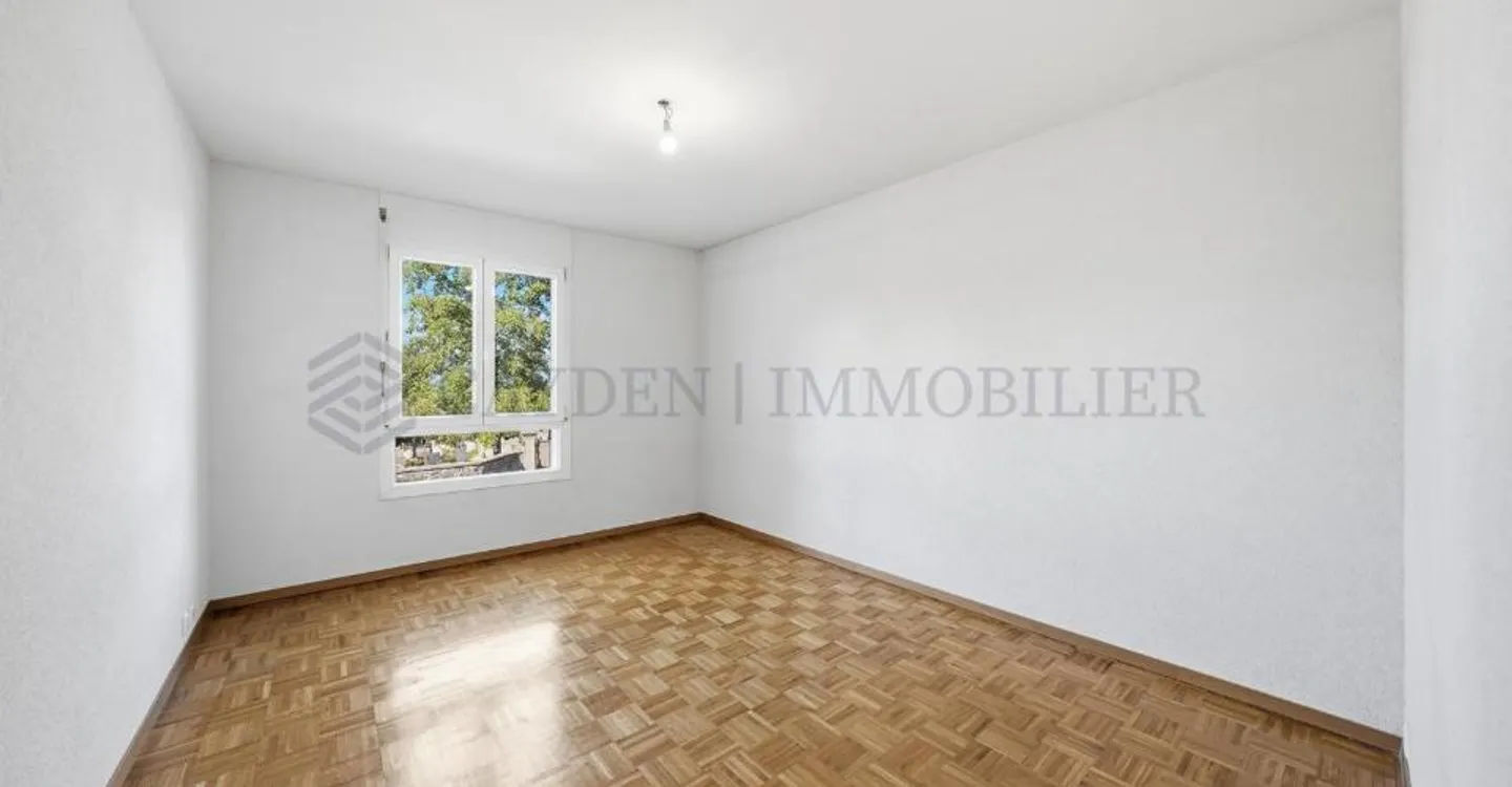 Charming Garden Apartment - Photo 5 of 7