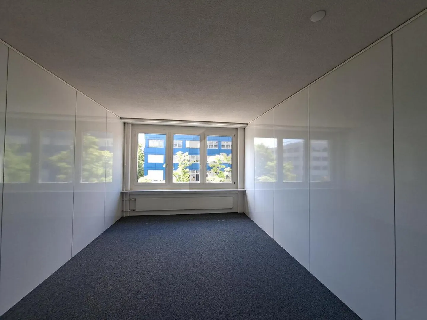 PLENTY OF SPACE FOR YOUR BUSINESS SUCCESS - Photo 4 of 6