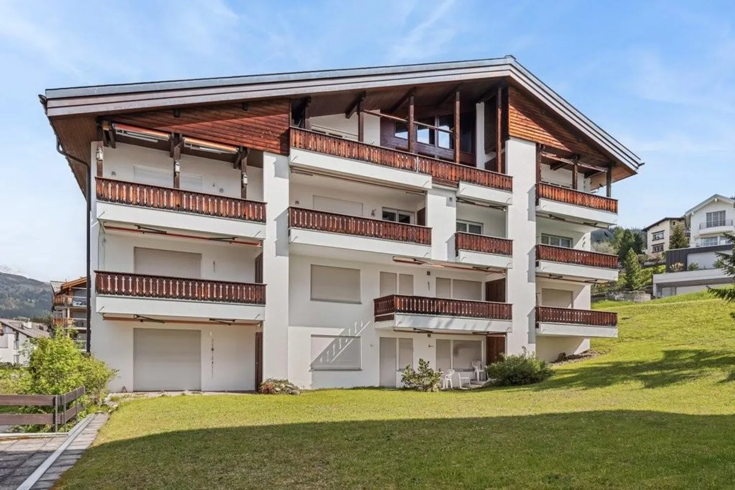 Alpine Security in the Heart of Lenzerheide - Photo 6 of 10