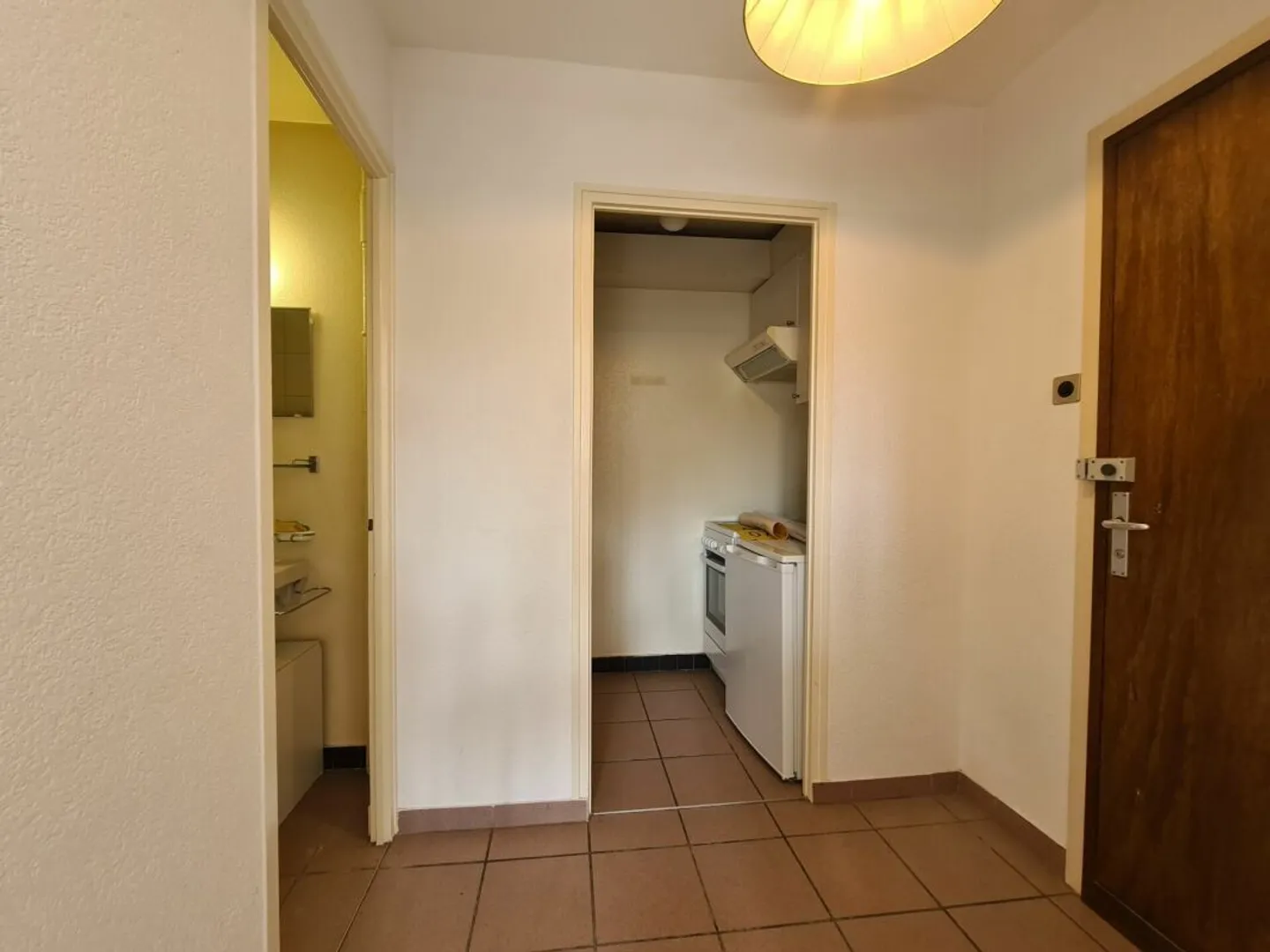 Studio Lumineux avec Cuisine Fonctionnelle - Photo 3 sur 6