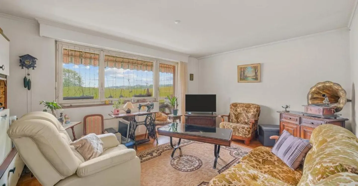 Appartement de 4,5 pièces avec vue dégagée sur la campagne - Foto 3 di 10