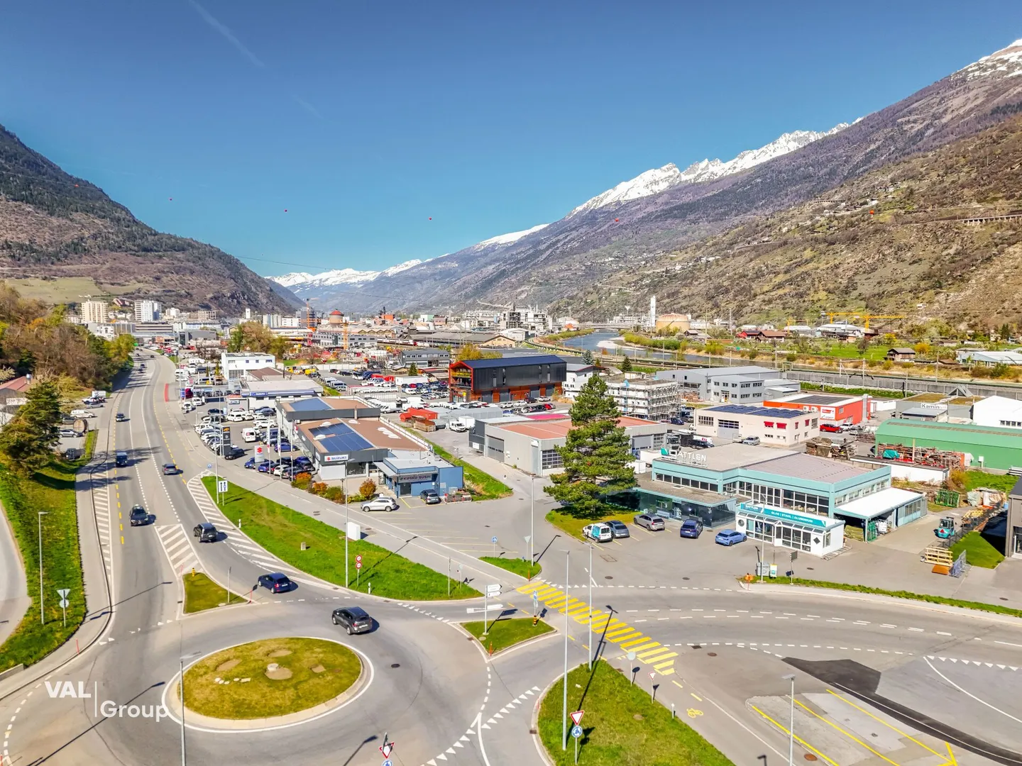 Spazio Commerciale Moderno a Visp - Foto 11 di 12